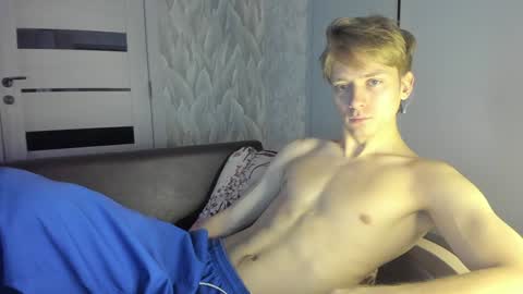 Snapshot of milkiwy chatting on 12-09-24, 05:40 Isaac online show from 12-09-24, 05:40