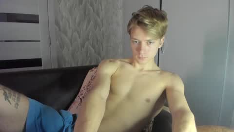 Snapshot of milkiwy chatting on 12-20-24, 07:22 Isaac online show from 12-20-24, 07:22