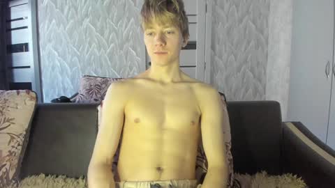 Snapshot of milkiwy chatting on 01-22-25, 05:59 Isaac online show from 01-22-25, 05:59