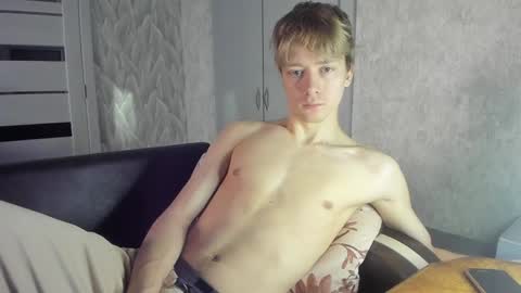 Snapshot of milkiwy chatting on 02-01-25, 05:39 Isaac online show from 02-01-25, 05:39