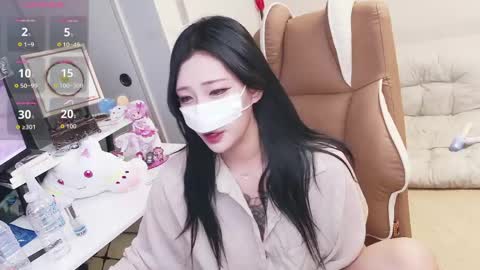 Snapshot of milksola chatting on 05-05-26, 12:24 milksola online show from 05-05-26, 12:24