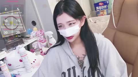 Snapshot of milksola chatting on 06-01-26, 03:14 milksola online show from 06-01-26, 03:14