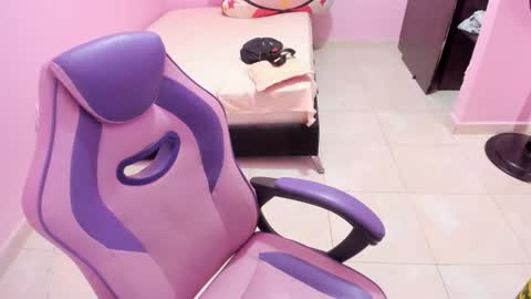 vale online show from 11-26-25, 07:48