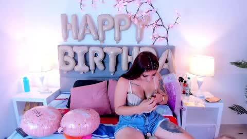 milky__boobs699 online show from 04-23-26, 12:51