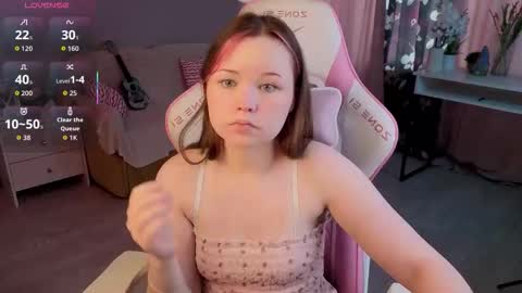 Snapshot of milky_basement chatting on 10-04-25, 07:39 milky_basement online show from 10-04-25, 07:39