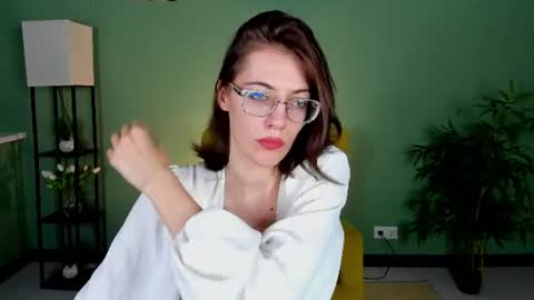 Eva online show from 06-21-26, 01:03
