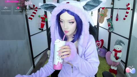 milky cute online show from 01-04-25, 09:52