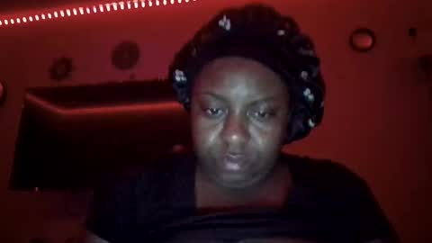 Snapshot of milkyway5555 chatting on 01-13-25, 03:01 Pretty wet brown online show from 01-13-25, 03:01