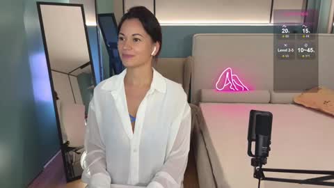 Mila online show from 02-13-25, 08:13