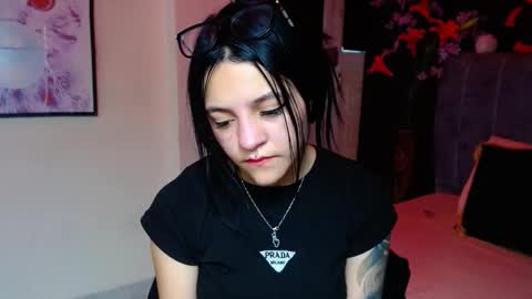 Violeta online show from 11-27-25, 03:25