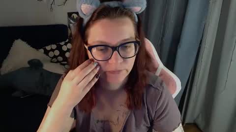 Snapshot of millapoolys chatting on 06-11-26, 02:04 Milla online show from 06-11-26, 02:04