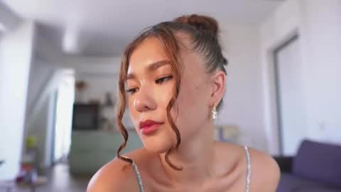 Millaya online show from 09-17-25, 12:18