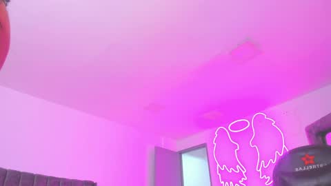 miller_silvana online show from 04-11-26, 11:47