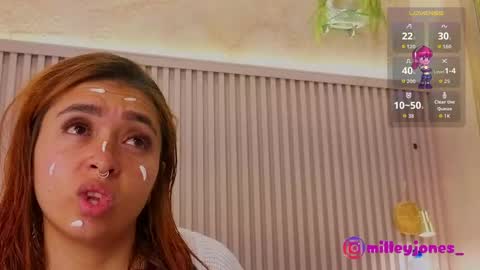 milleyjones_ online show from 04-11-26, 08:51