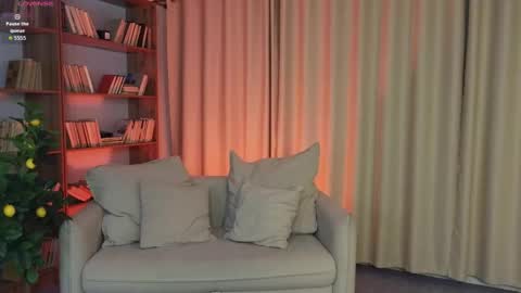 Millie  online show from 05-17-26, 03:26