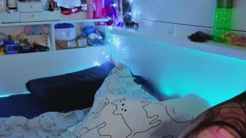 Millie online show from 11-06-25, 02:29