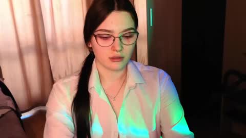 Millie online show from 04-23-26, 10:36