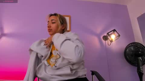 Millie online show from 04-25-26, 12:08