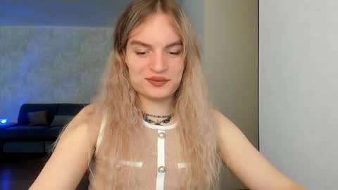mili-kira online show from 05-06-26, 12:21