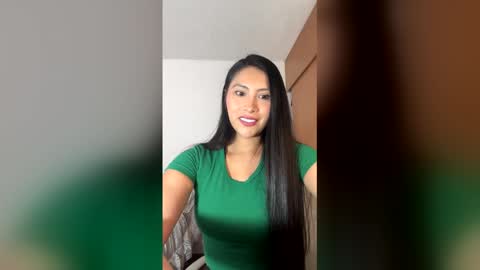 milly__taylorrr07 online show from 05-17-26, 06:59