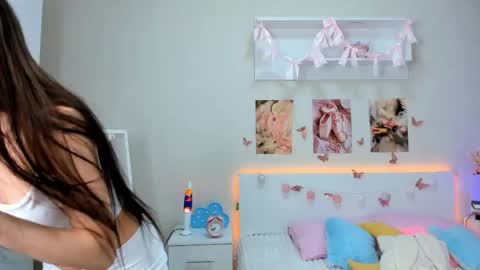 Snapshot of milly_heart chatting on 06-09-26, 03:07 Milly online show from 06-09-26, 03:07