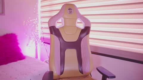 MILLY online show from 02-20-26, 07:25