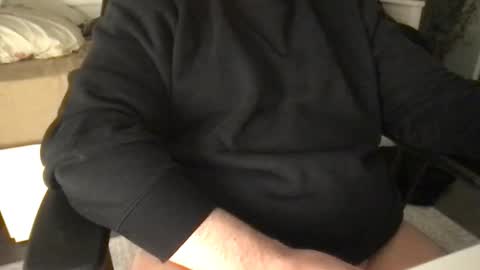 Snapshot of mils_8d chatting on 01-17-26, 05:12 Daddy online show from 01-17-26, 05:12