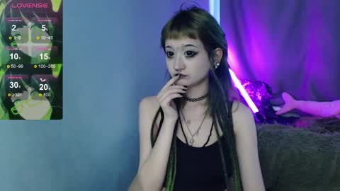 milten_trish online show from 04-21-26, 02:51