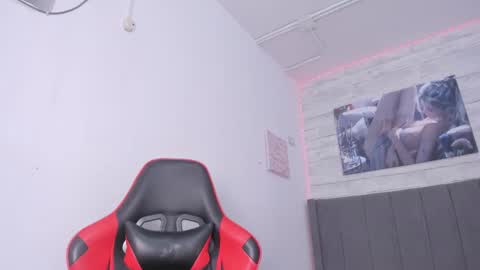 Miluu online show from 01-10-25, 11:50