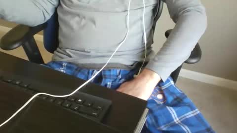 Snapshot of milwaukeebadger24 chatting on 05-06-26, 12:21 milwaukeebadger24 online show from 05-06-26, 12:21