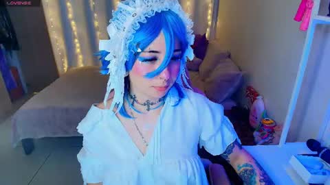 Snapshot of mily_milk_ chatting on 07-14-26, 10:43 mily_milk_ online show from 07-14-26, 10:43