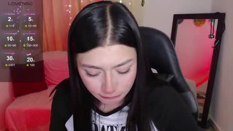 Mily online show from 06-11-26, 02:53