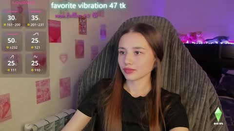 Snapshot of milyamess chatting on 05-15-26, 05:53 Emily online show from 05-15-26, 05:53