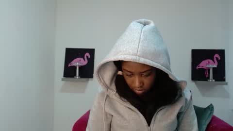 Snapshot of milykabombastik chatting on 10-02-25, 12:45 milykabombastik online show from 10-02-25, 12:45