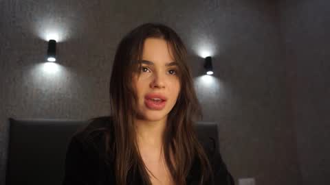 Linda online show from 02-06-26, 01:25