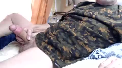 Snapshot of mimes32 chatting on 02-07-25, 05:51 mimes32 online show from 02-07-25, 05:51