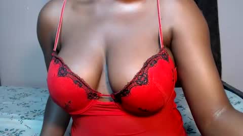 Snapshot of mimiebony chatting on 07-24-26, 07:39 mimiebony online show from 07-24-26, 07:39