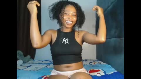 Snapshot of mimiluv6 chatting on 11-26-25, 10:55 mimi online show from 11-26-25, 10:55