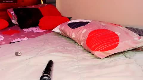 mimirodriguezz online show from 03-03-25, 10:10