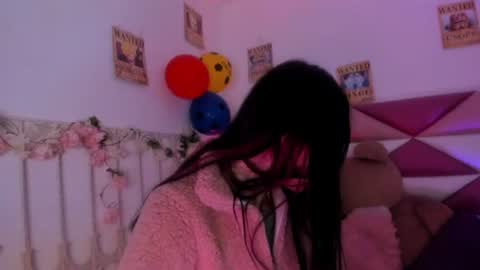 Snapshot of minami_nakamura chatting on 07-14-26, 05:23 minami_nakamura online show from 07-14-26, 05:23