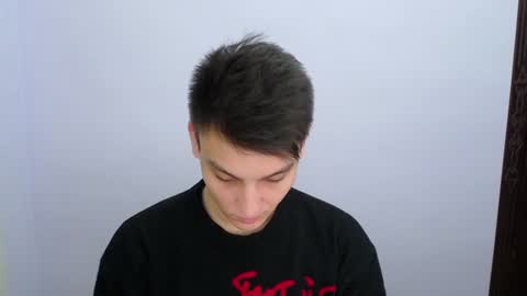 Snapshot of minato_kabuki chatting on 12-28-24, 12:04 MINATO online show from 12-28-24, 12:04