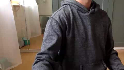 Snapshot of mince_alors chatting on 03-30-26, 05:14 mince_alors online show from 03-30-26, 05:14