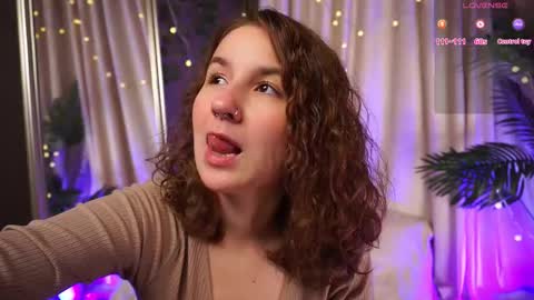 Snapshot of mind__game chatting on 10-08-25, 05:49 Frances Next streams Thu Fri Sat 8am - 4pm GMT3 online show from 10-08-25, 05:49