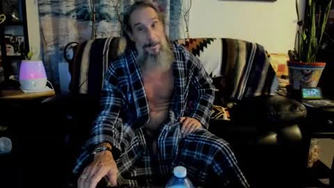 Snapshot of mindphuk chatting on 02-13-25, 07:03 mindphuk online show from 02-13-25, 07:03