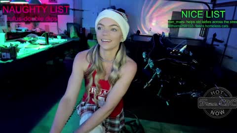 Mindy Mars online show from 12-16-24, 03:43