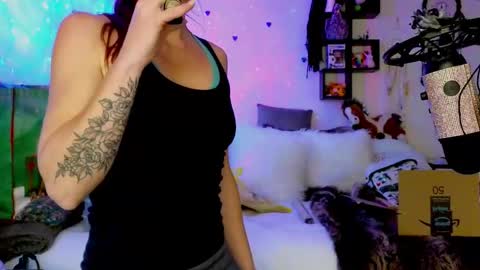 Mindy Mars online show from 12-22-25, 04:48