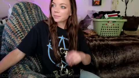 Mindy Mars online show from 04-21-26, 06:01