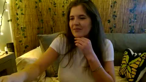 Mindy online show from 11-12-25, 03:12