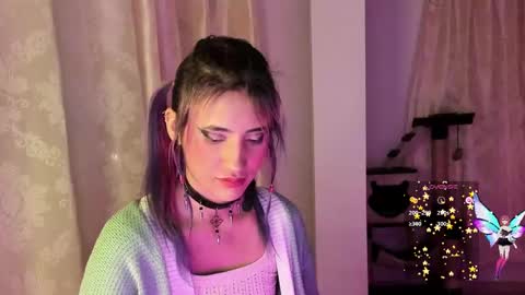 Snapshot of minefoxy2 chatting on 12-11-24, 12:02 Amber online show from 12-11-24, 12:02