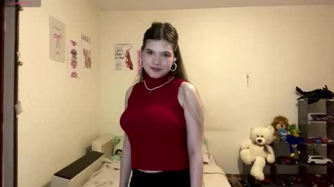 Snapshot of minforbush chatting on 11-05-25, 11:32 Amelia online show from 11-05-25, 11:32